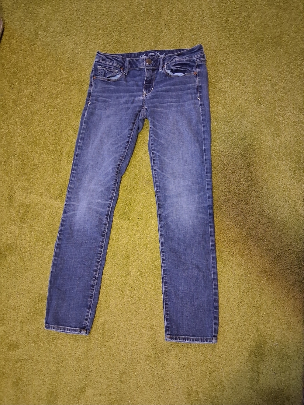 EUC American Eagle Jeans Size 6 Short